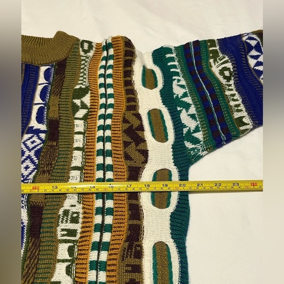 Angenie Sweater - Picture 10 of 15